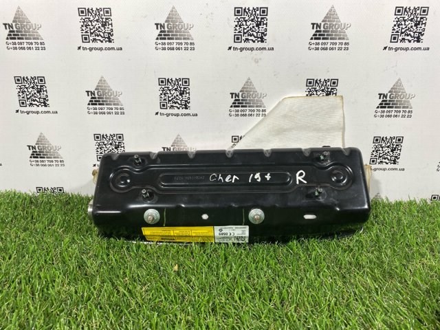 Подушка безпеки (AIRBAG) пасажирська, захисту колін 68289570AD CHRYSLER