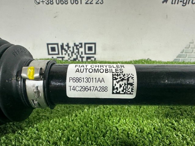Піввісь передня ліва 68586207AA CHRYSLER