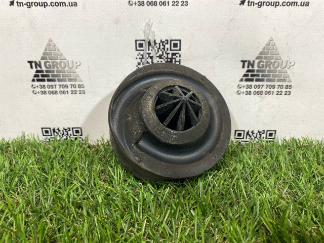 Опора амортизатора 80A512149 VAG