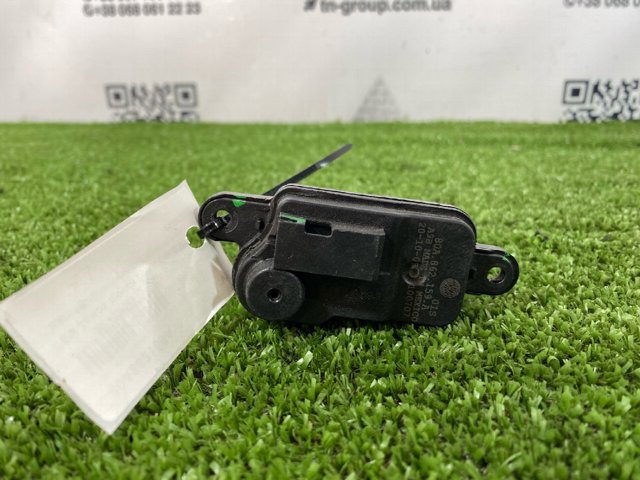 Мотор-привід відкриття лючка бака 80A862159A VAG
