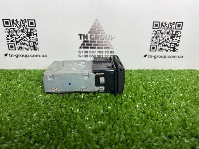USB-розгалужувач 8553206010 TOYOTA