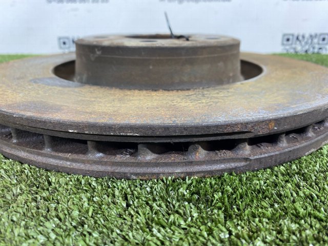 Гальмо дискове переднє 8W0615301AB VAG