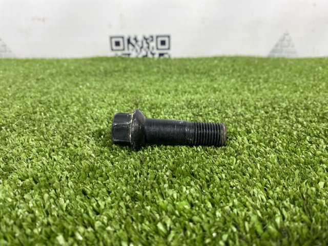 Болти до колеса A0009907607 MERCEDES