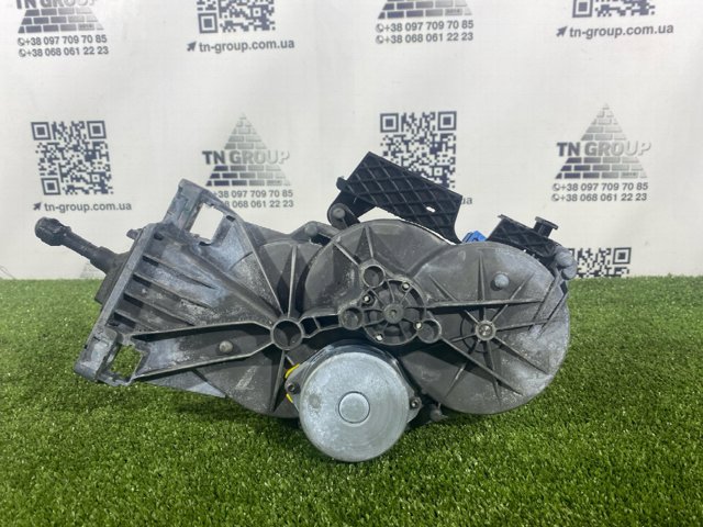 Мотор-привод відкриття/закриття кришки багажника A0997602601 MERCEDES