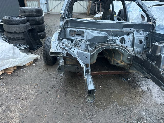 Лонжерон рами передній правий A2136208800 MERCEDES