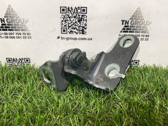 Завіса дверей передніх правих JX7Z5822810A FORD