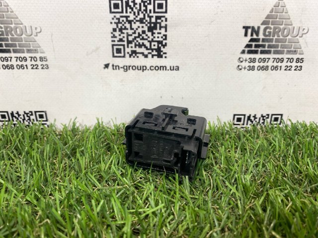 Кнопка підйомника переднього правого скла LB5Z14529AB FORD