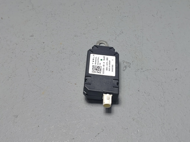 Підсилювач сигналу антени 107973500A TESLA