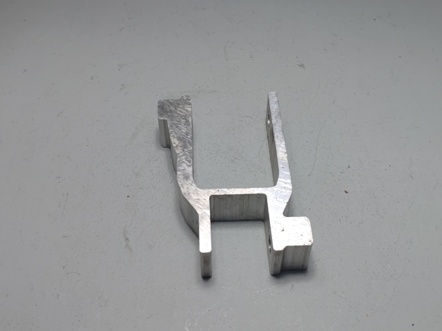 Кронштейн подушки (опори) двигуна, задньої 113326RC0A NISSAN