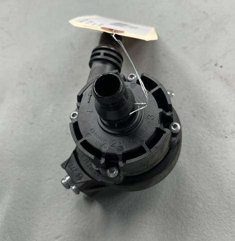Помпа водяна, додатковий електричний 11518671654 BMW