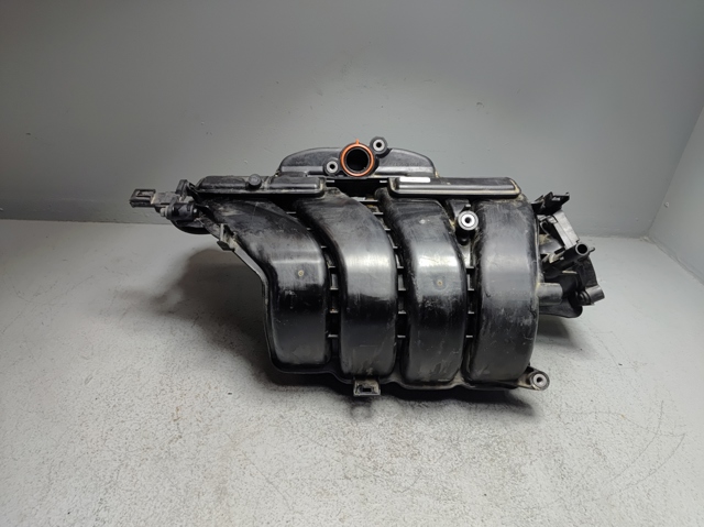 Колектор впускний 17120F0010 TOYOTA