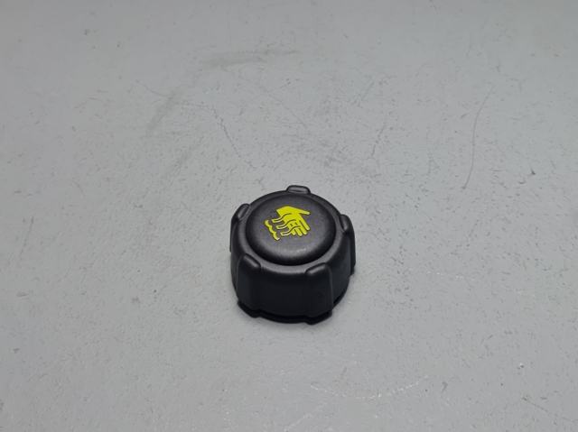 Кришка / пробка розширювального бачка 21430AX30A NISSAN
