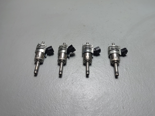 Форсунка вприску палива 232092501008 TOYOTA