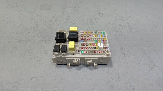 Коробка запобіжників 243506RA0C NISSAN