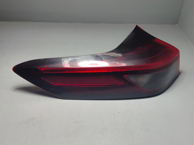 Стоп задній 265556RR0B NISSAN