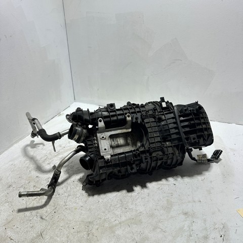 Колектор впускний 2780980707 MERCEDES