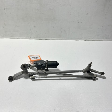 Двигун склоочисника лобового скла (трапеції) 288101CA0A NISSAN
