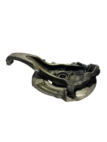Цапфа поворотного кулака 31216777752 BMW