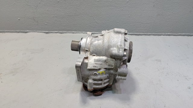 Коробка роздавальна 331006RA0A NISSAN