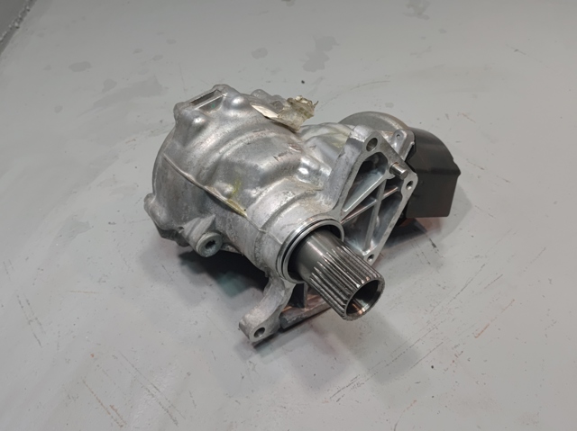 Міжосьовий диференціал 331006RC0B NISSAN
