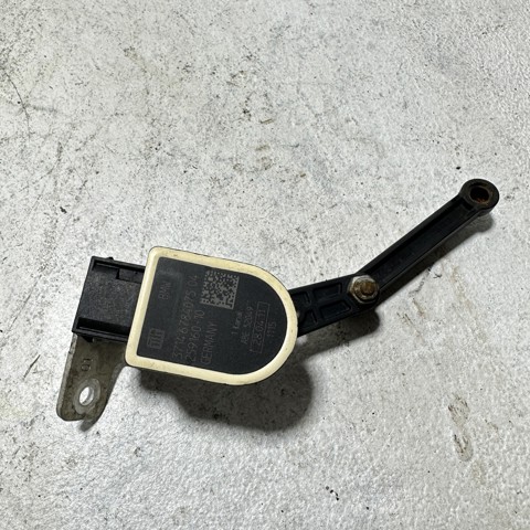 Датчик рівня положення кузова, передній 37146784075 BMW