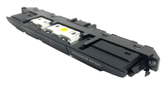 Блок кнопок центральної консолі 3CN927132AWHS VAG