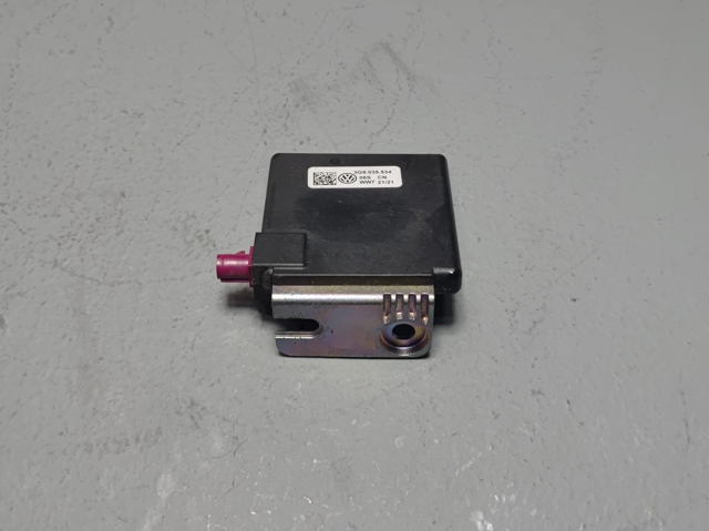 Антена GPS 3G9035534 VAG