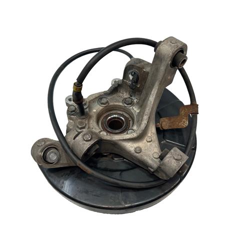 Цапфа поворотна права 430184GA0A NISSAN