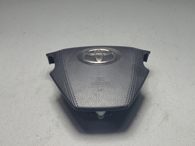 Подушка Айрбег водія 4513008100C0 TOYOTA