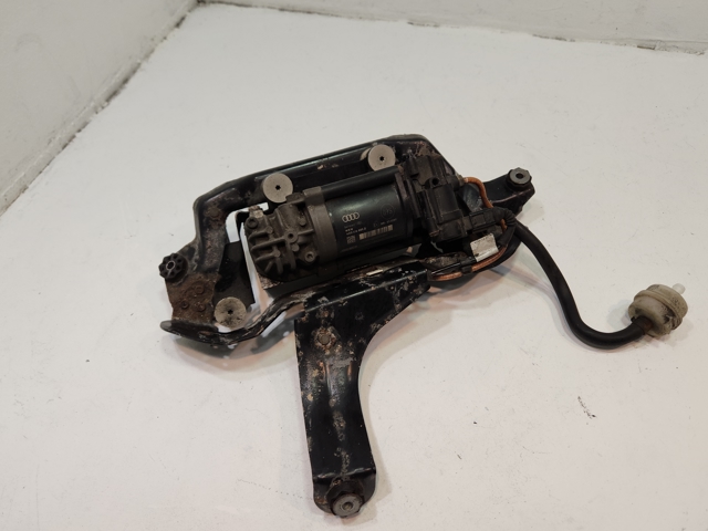 Компресор підкачки амортизаторів 4G0616005D VAG