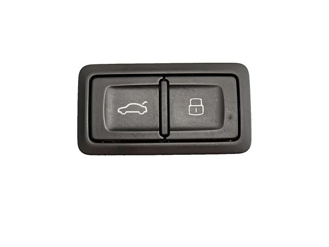 Кнопка приводу замка задньої 3/5 двері (ляди) 4G0959831D5PR VAG