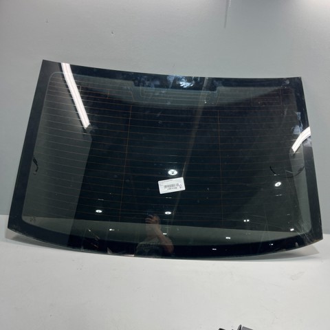 Заднє стекло 4G5845501NVB VAG