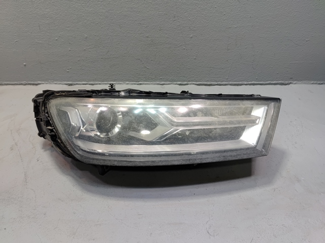 Фара правая 4M0941006B VAG