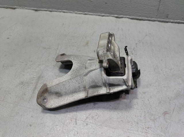 Права подушка мотора 50820TBCA03 HONDA