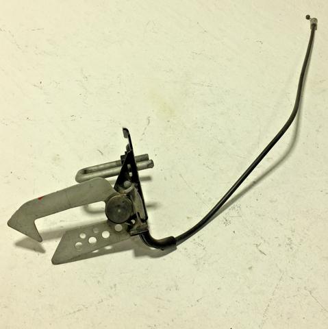 Замок капота, правий 51237183764 BMW