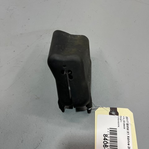 Захист замку капота 51237477554 BMW