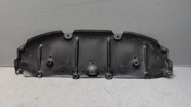 Захист піддона 5145102160 TOYOTA
