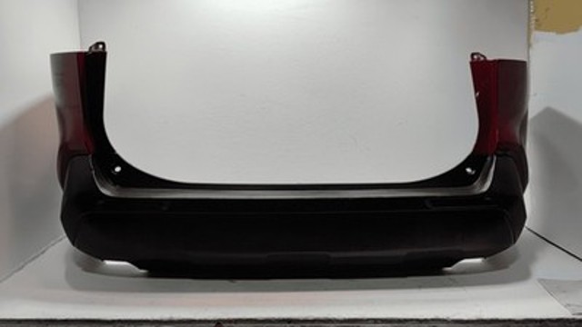 Буфер (бампер) задній 5215942220 TOYOTA