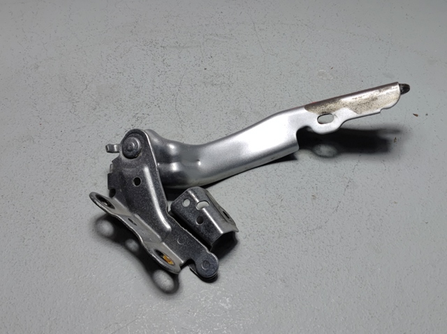 Петля капота, права 5341006370 TOYOTA