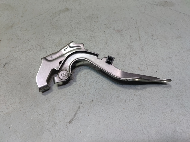 Петля капота, права 5341008020 TOYOTA