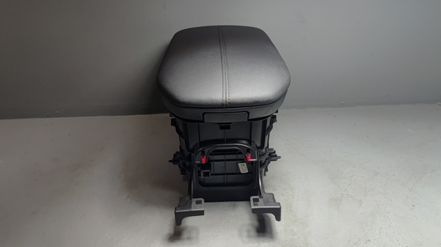 Консоль панелі приладів 588100R030C1 TOYOTA