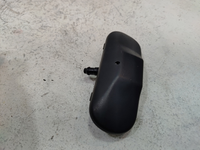 Сопло склоомивача вітрового скла 5M0955985A9B9 VAG