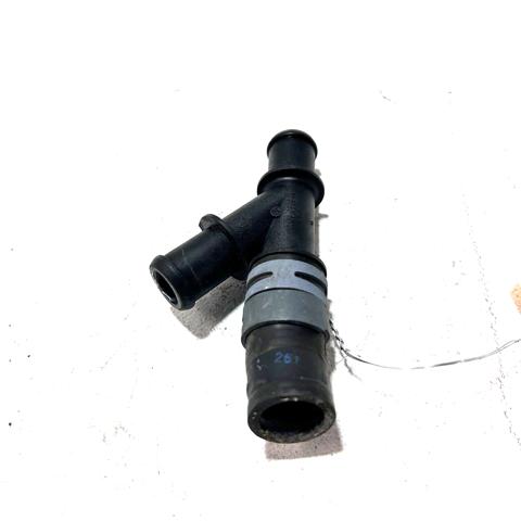 Фланець системи охолодження (трійник) 5Q0121087L VAG