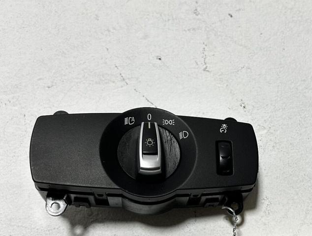 Перемикач світла фар, на "торпедо" 61316803960 BMW