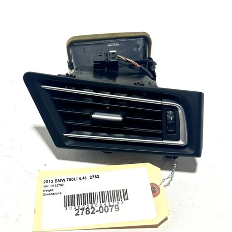 Решітка повітропровода права 64229115858 BMW