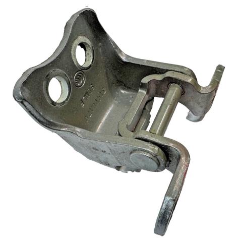 Петля передніх дверей права 67420SWWE01ZZ HONDA