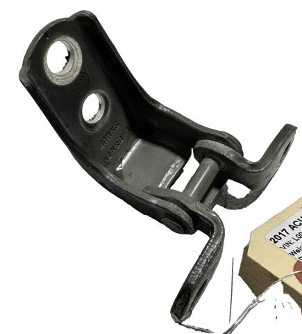 Петля передніх дверей лівих 67450SNEA01ZZ HONDA