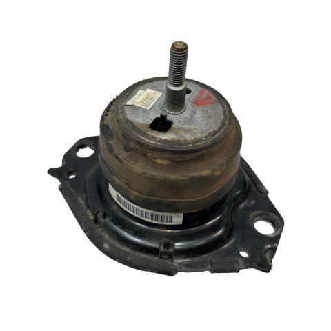 Подушка (опора) двигуна лів./прав. 68252518AA CHRYSLER