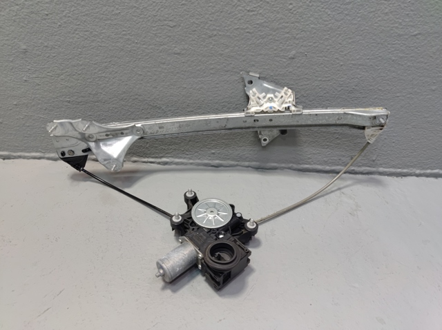 Механізм склопідіймача дверей передніх, правих 698010R050 TOYOTA