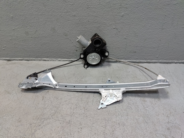 Склопідйомник з електродвигуном 6980242071 TOYOTA